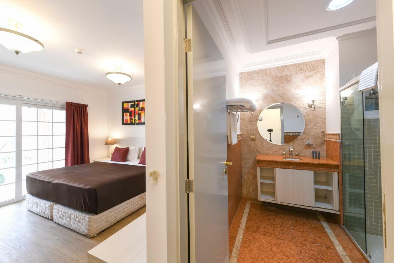 Hotel Florenca Luanda Luaran gambar