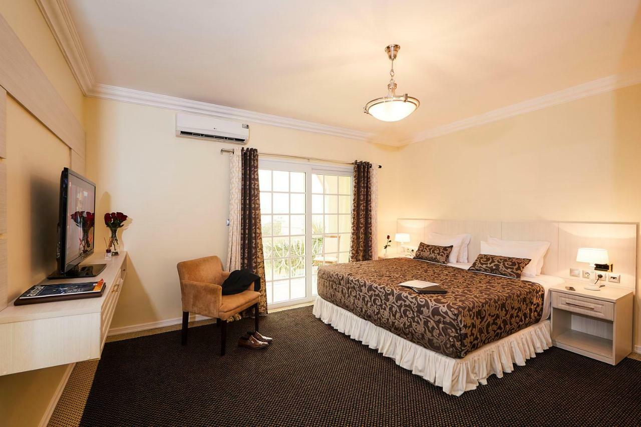 Hotel Florenca Luanda Luaran gambar
